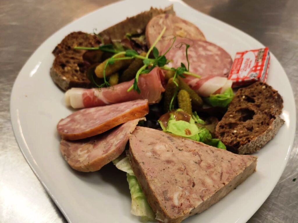 assiette charcuterie